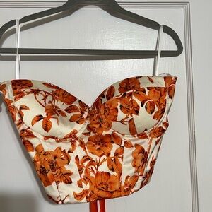 SHEIN Orange Floral Crop Top